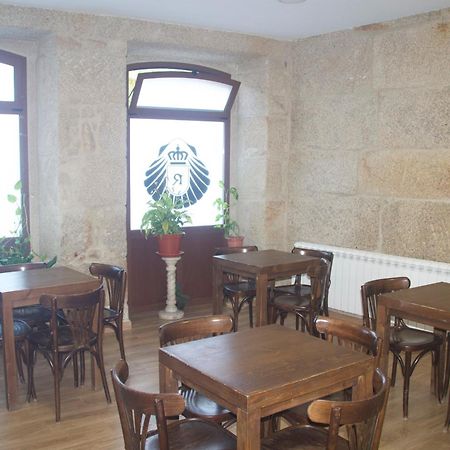 Albergue Parroquial Santiago Apostol De レドンデーラ エクステリア 写真